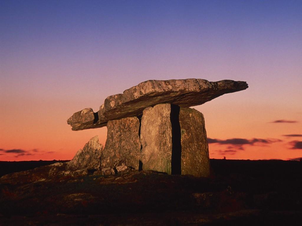 Burren Atlantic Hotel & Holiday Cottages แบลลีย์วอน ภายนอก รูปภาพ